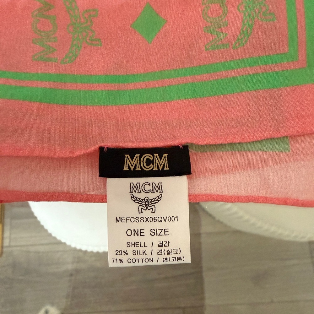 MCM Pink Silk Bandana with Green Details - Picture 4 of 4